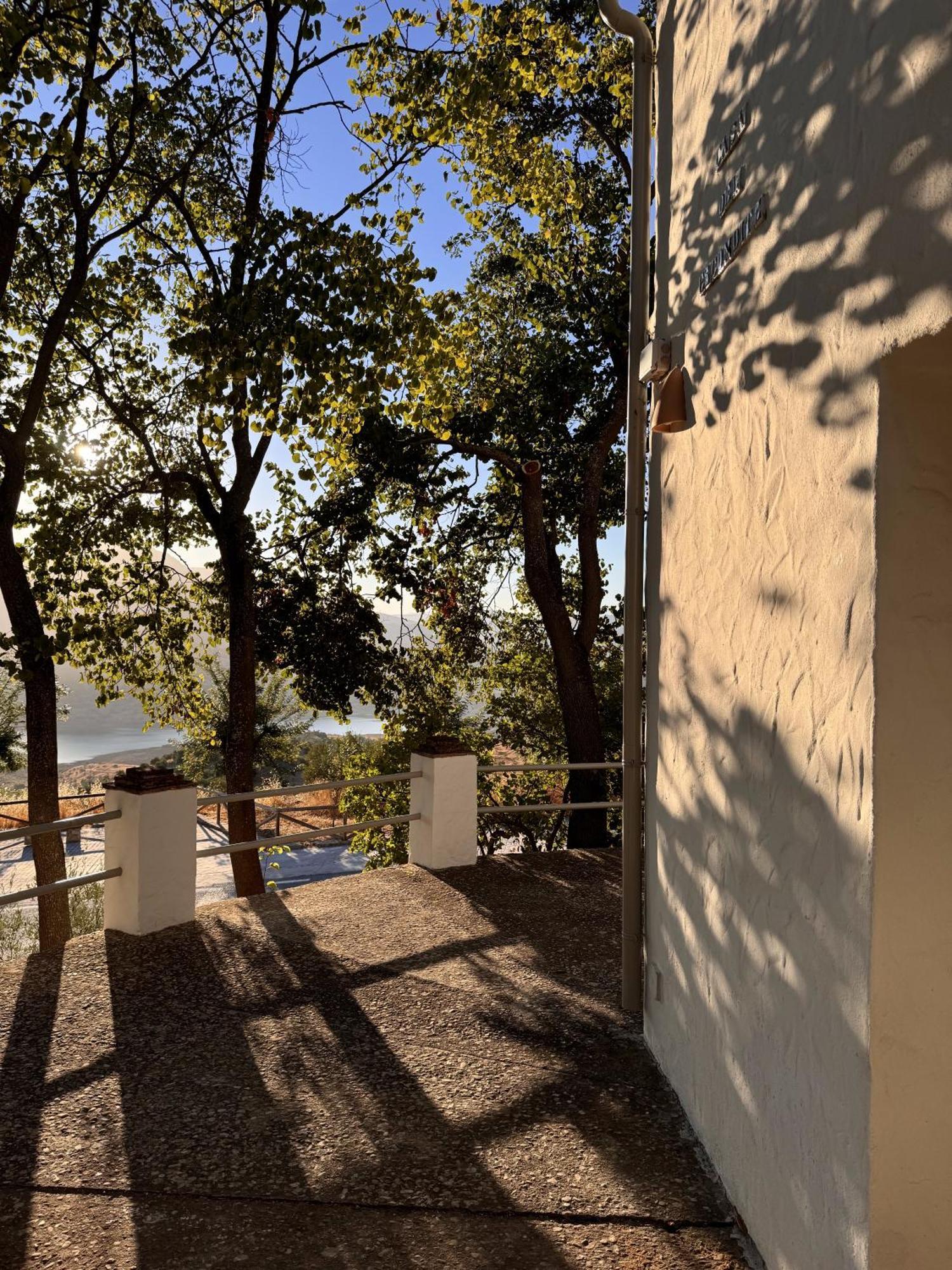 Finca Luca Oliva Захара де ла Сиера Екстериор снимка